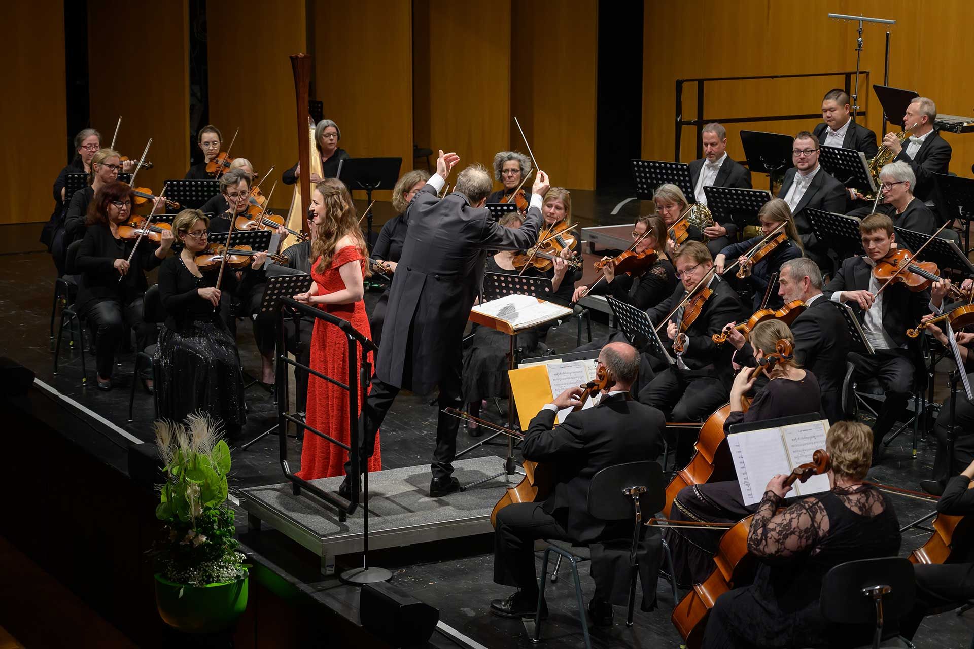 06.01.2023 Neujahrskonzert Sinfonieorchester Villingen-Schwenningen & Oksana Poliarush «Orientexpress»