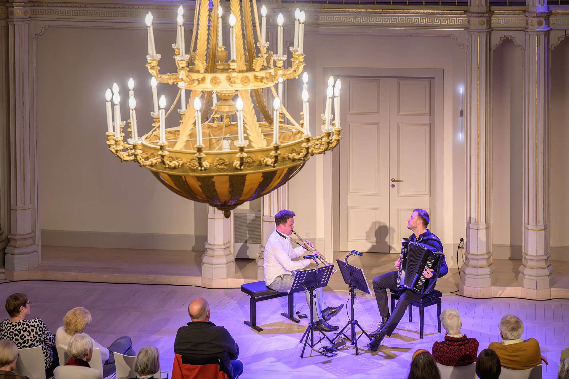 22.04.2023 Duo Aliada_ Michał Knot, Saxophon, Bogdan Laketic, Akkordeon – Foto: Heinz Bunse